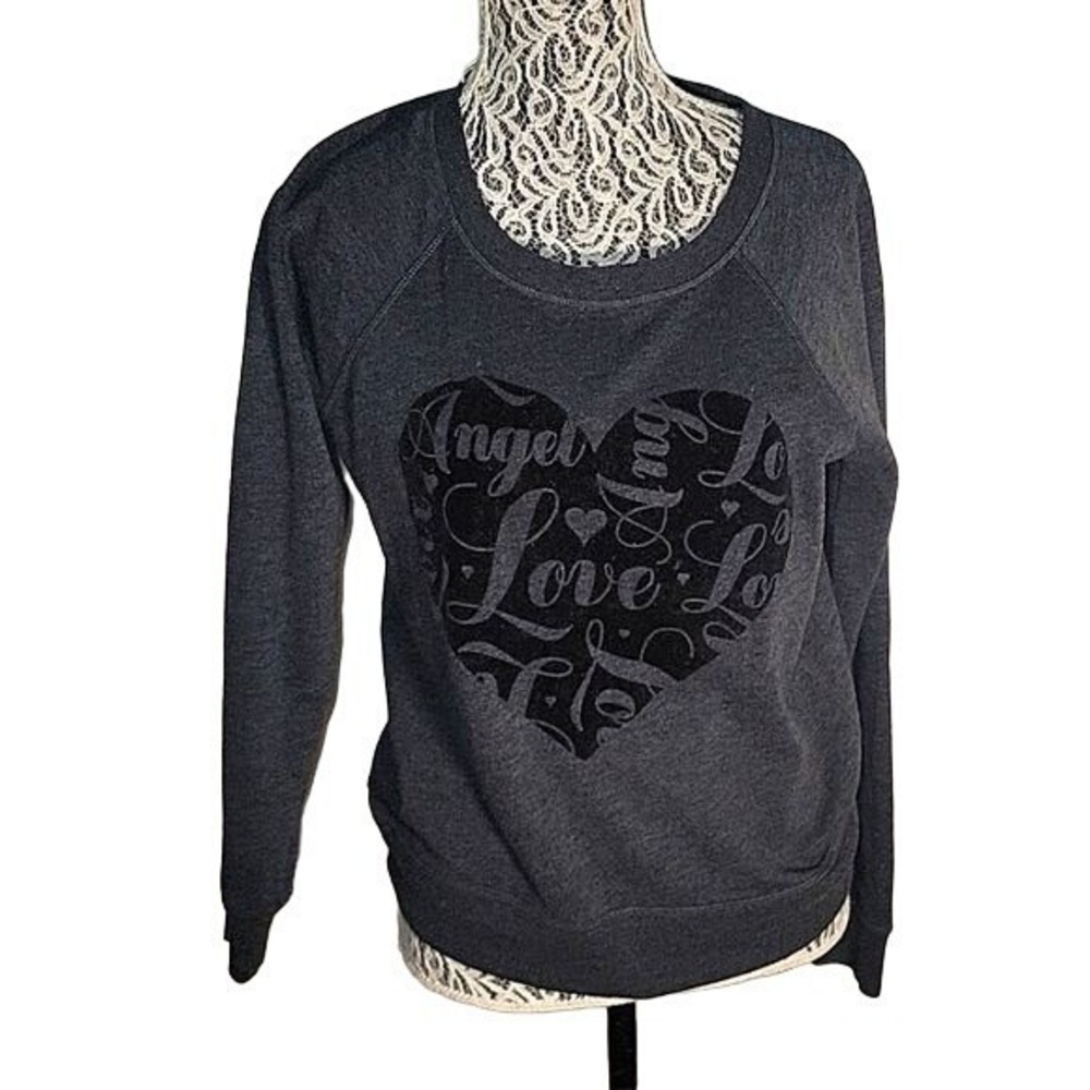 Victoria's Secret‎ Angel Love Graphic Sweatshirt Pullover Crewneck Top casual
